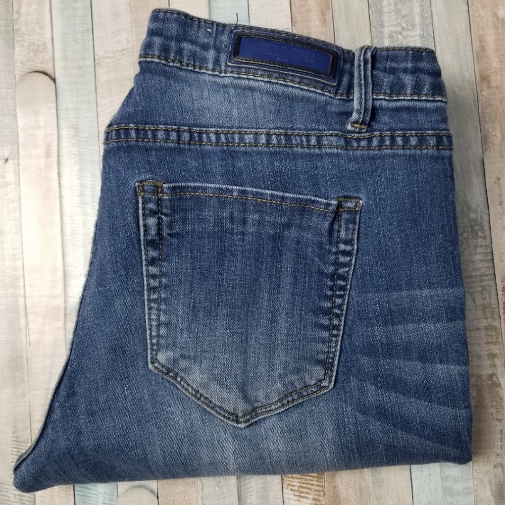 Grace in LA Boyfriend Jeans